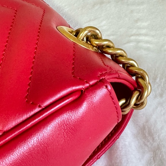 🩷SOLD🩷 GUCCI MARMONT FLAP SMALL (red) - Picture 14 of 16